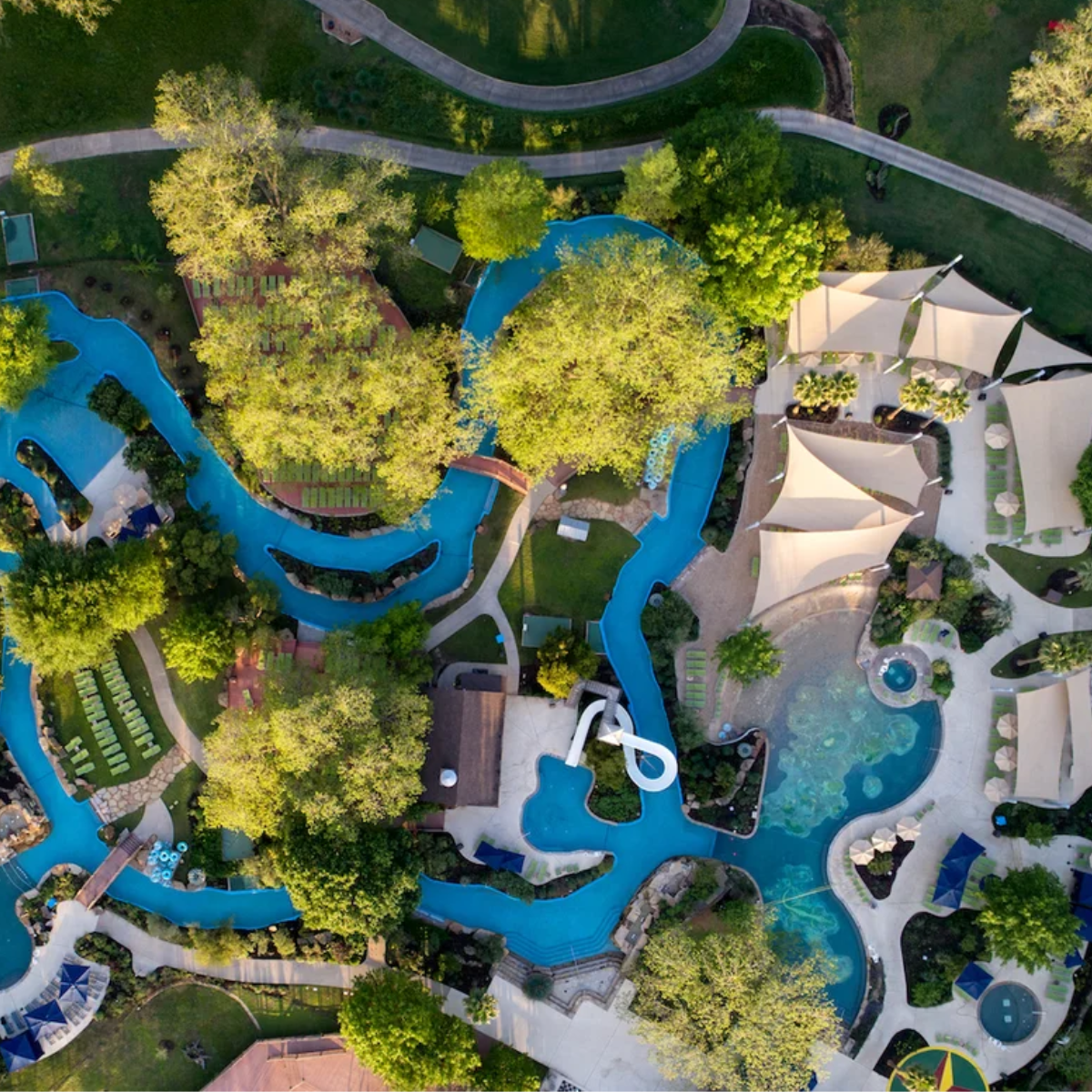 12 Hotels With The Best Lazy Rivers